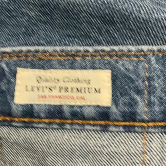 Levi’s Premium 32x32 502 Like New - Picture 3 of 4